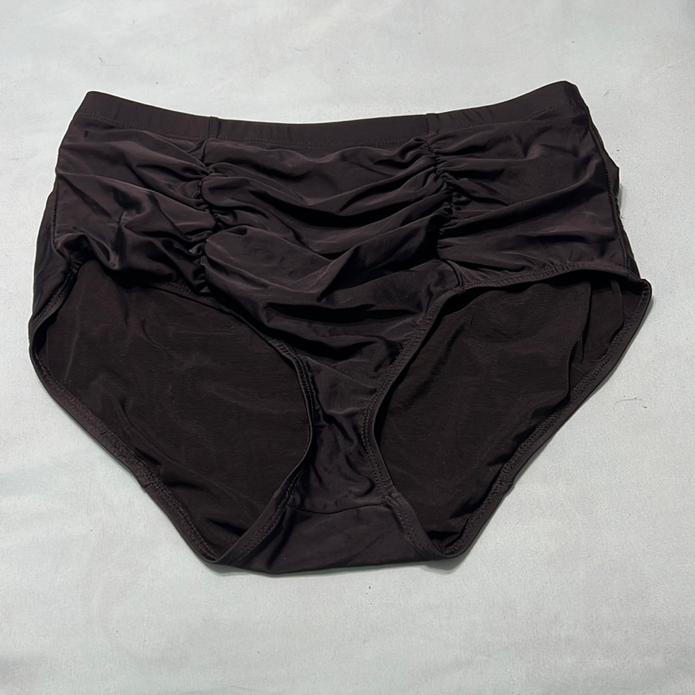 Torrid swim bottom. Size 1